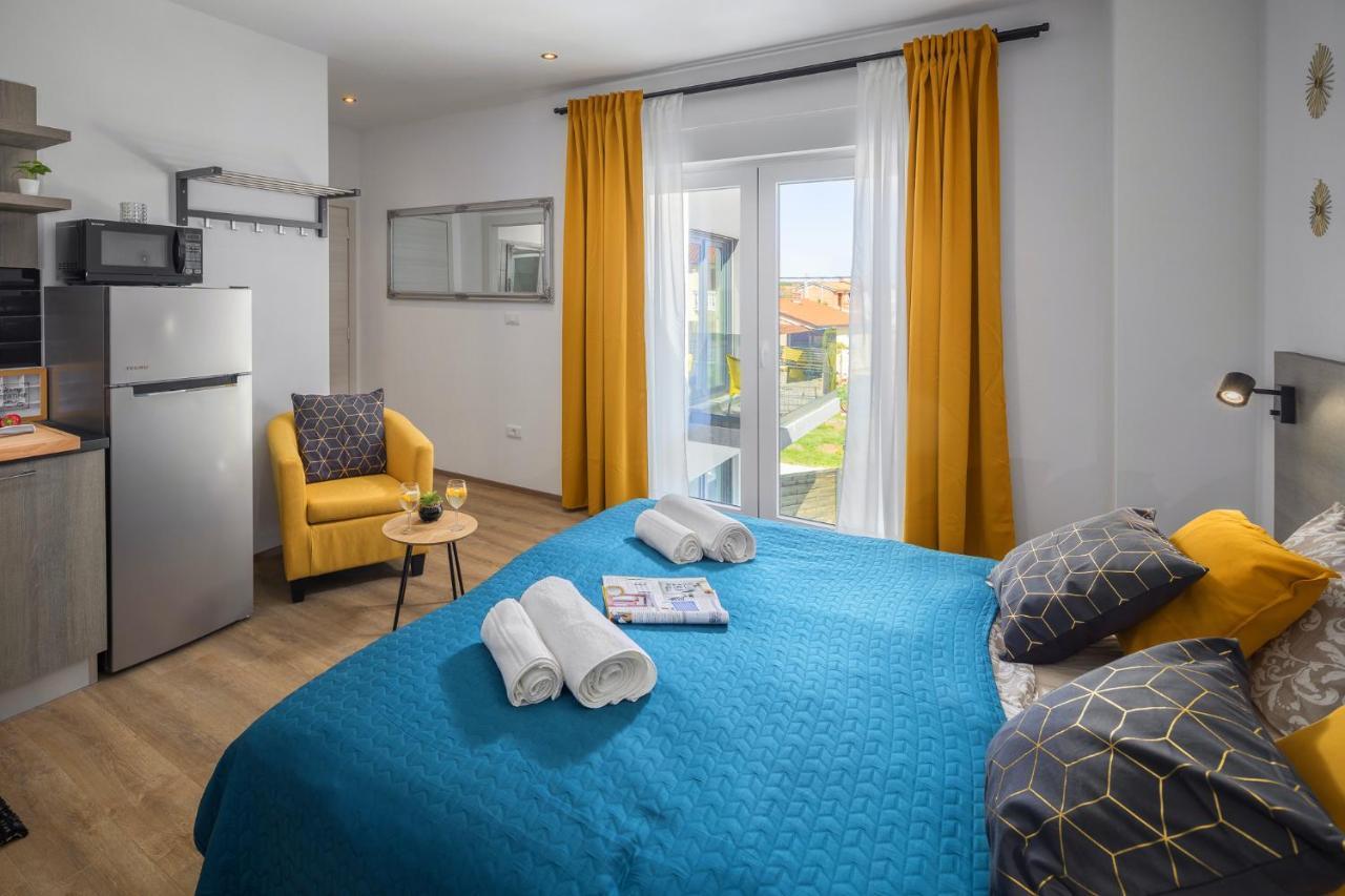 Valla Studio Apartments Fažana Esterno foto