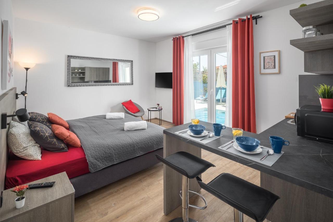 Valla Studio Apartments Fažana Esterno foto