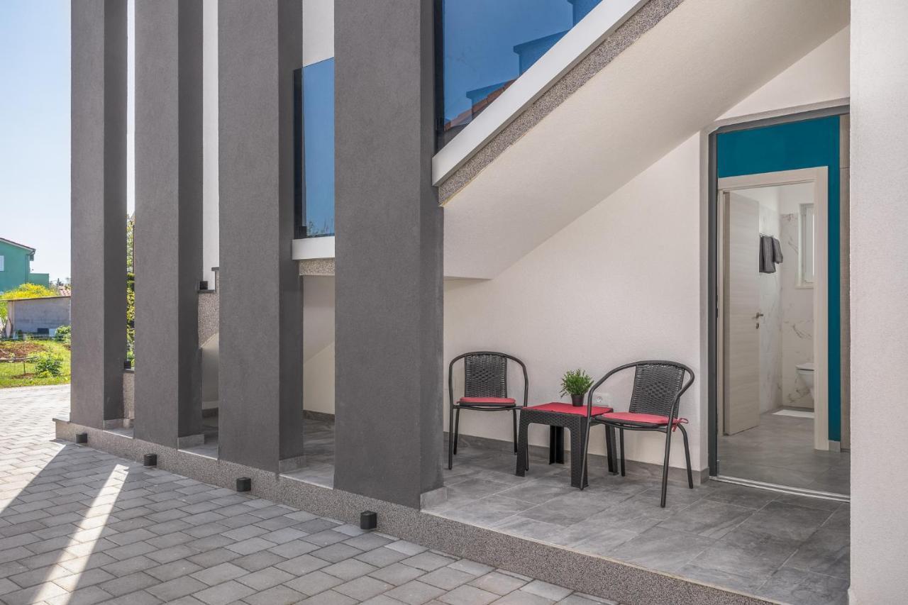 Valla Studio Apartments Fažana Esterno foto
